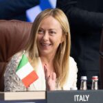 Giorgia Meloni Instagram - Grande risultato dell’Italia: luce verde della Commissione europea alla creazione di una Zona Economica Speciale unica per le regioni del Sud. Un’importante svolta per rafforzare l’intero Mezzogiorno, riducendo i divari con il resto della Nazione e dell’Ue. Siamo però convinti che questo obiettivo debba essere raggiunto abbandonando la logica assistenzialista che non funziona, ma dando opportunità di lavoro e crescita e rendendo queste aree dell’Italia competitive e attrattive per investimenti ed imprese. La ZES unica va esattamente in questa direzione e costituisce un cambio di passo per l'economia del Sud. Bene anche l'apertura di un dialogo con la Commissione Ue per modificare e rendere permanente la misura della Decontribuzione Sud, un intervento che il Governo aveva già prorogato fino alla fine del 2023 e che si è dimostrato molto efficace.