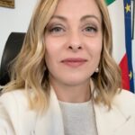 Giorgia Meloni Instagram - Grazie. Siete la mia forza!
