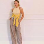 Giovanna Ewbank Instagram - minha vida anda assim... AGITADA com meu love, filhos, trabalho e w/ @fendi ❤️‍🔥
