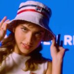 Giovanna Grigio Instagram - A @filabr lançou uma nova campanha e sabe quem é a cara dela? euzinha ao lado da @claragnds e @sidokapriv. Essa campanha celebra o modo individual de cada pessoa se expressar, seja pela dança, pela música, pela arte ou pela moda. E por falar em moda, se liga nessas peças incríveis, gostou? corre no site e usa meu cupom: GIGIGRIGIO15 #DeixaFalar #publi