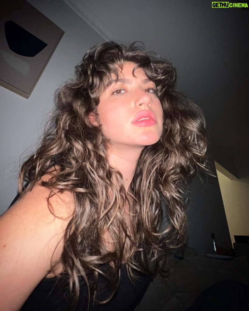 Giovanna Grigio Instagram - é a peruca do ano 🫶🏻