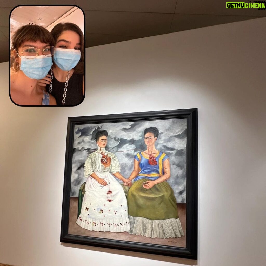 Giovanna Grigio Instagram - fã clube Frida Kahlo 🫀 Museo de Arte Moderno de México