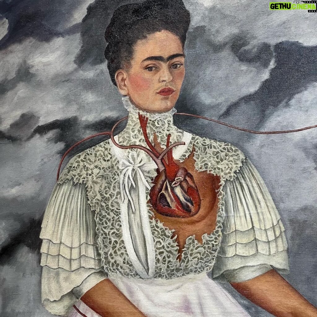 Giovanna Grigio Instagram - fã clube Frida Kahlo 🫀 Museo de Arte Moderno de México