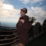 Giulia De Lellis Instagram - ♥️ + 🍷 Le Langhe
