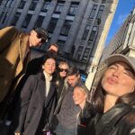 Giulia De Lellis Instagram - Al mondo non esiste nessuno come te Che mi guardi con gli stessi occhi tristi Quando fuori c'è il sole 🇬🇧 London, United Kingdom