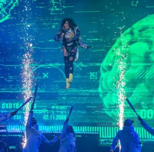 Gloria Trevi Instagram - Así de maravilloso fue nuestro encuentro en el @auditoriomx 🤘🏽💥

📸: @lulurdapilleta