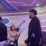 Gloria Trevi Instagram - Aquí creando #medusa con los productores… @bladinieres @gilelguezabal ellos son de Monterrey q por una confusión no aparecen en algunos créditos, pero ya estamos corrigiendo esto, pues su talento fue muy importante para la creación de este tema, así como el trabajo maravilloso de… @br1dabruk @manuchalud y el gran @alcover … por ahí acompañándome en una de las sesiones @miguelarmandogt 🥰