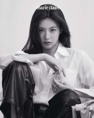 Go Youn-jung Instagram - 💌