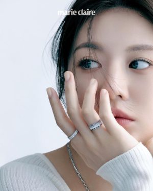 Go Youn-jung Instagram - 💌