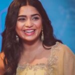 Gouri G Kishan Instagram - Senthazhini 💛✨ Glimpses from #AdiyaeTrailerLaunch last evening. Thank you for all the love for our trailer and songs 🥰 hearts are full. Link in bio ✨ Styled by @vynod.sundar Wearing @sameenasofficial @rimliboutique MUAH @rubyandroniartistry @renuka_makeup_and_hairstylist Photos by @ashokmak_photography Chennai, India