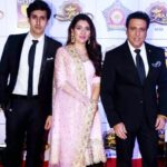 Govinda Instagram - At Mumbai Police Celebrations with kids ❤️🎉 #Umang2020