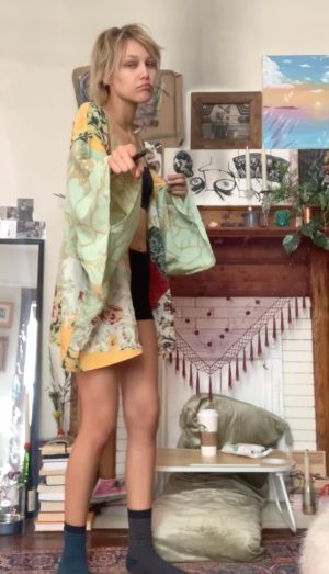 Grace VanderWaal Instagram - We woke up not depressed!! Let’s hear it