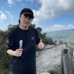 Greg Hsu Instagram - 山上混混 一段愛與芬多精的旅程 或許是山靈能讓壓抑的情緒暫時得到釋放 下了山 身體反而輕鬆了不少 心裡想著得來不易的平靜 回頭看山慢慢變小的樣子 我喜歡 這種看山小的感覺 有種動靜皆宜的美感
