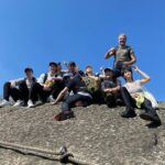 Greg Hsu Instagram - 山上混混 一段愛與芬多精的旅程 或許是山靈能讓壓抑的情緒暫時得到釋放 下了山 身體反而輕鬆了不少 心裡想著得來不易的平靜 回頭看山慢慢變小的樣子 我喜歡 這種看山小的感覺 有種動靜皆宜的美感