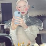 Grimes Instagram - I’m inhabiting a new personality for the next 24 hours so just remember if you need me I’ll be someone else.