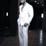 Gurmeet Choudhary Instagram - 🤍🪽 . . Outfit custom made by @shilpsaxena 👌🏻 📸 @sk_.click . #whitetheme
