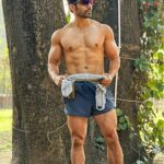 Gurmeet Choudhary Instagram - It’s Your Workout :Your Time. Your Body. Own It. #patiala #punjab . Thank you @_praveen_nair 👊🏻💪🏻 Patiala-The Royal City