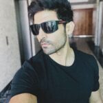 Gurmeet Choudhary Instagram - #sundayvibes