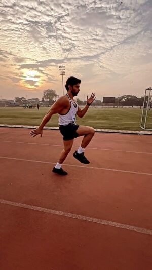 Gurmeet Choudhary Instagram - Good morning everyone 💪🏻