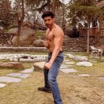 Gurmeet Choudhary Instagram - Fall down seven times, stand up eight. Never give up. #Persistence #keepgoing Manali, Himachal Pradesh