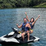 Gustavo Marsengo Instagram - Dia incrível no Lago do Manso. Obrigada @malaimansoresort e @ciadaaventura pelo passeio top 🙌🏻 Lago do Manso - Chapada dos Guimarães - MT