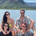 Gustavo Marsengo Instagram - Dia incrível no Lago do Manso. Obrigada @malaimansoresort e @ciadaaventura pelo passeio top 🙌🏻 Lago do Manso - Chapada dos Guimarães - MT