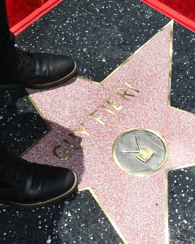 Guy Fieri Instagram - Wow, 4 years ago today. Can’t thank the @hollywoodchamberofcommerce, @foodnetwork, my family and of course the Citizens of @flavortownusa enough for this honor!! ⭐️