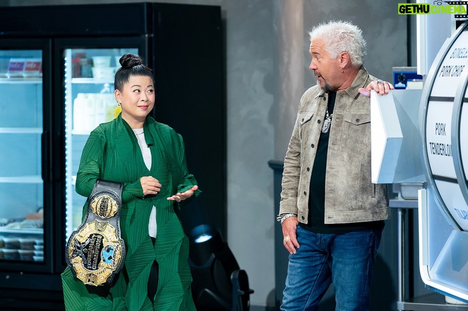 Guy Fieri Instagram - #TournamentofChampions qualifiers roll on, with 8 more chefs fighting it out for the final 2 spots in our TOCV bracket. 🔥 Tune in tonight on @foodnetwork to see who’s in and who’s out!!