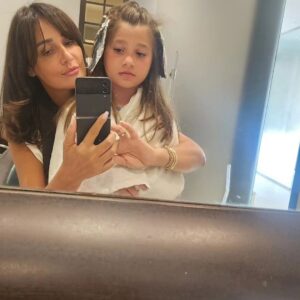 Haala Shiha Instagram - The joy is them, the laughter is them. The fun part is  them , together, we go wild and crazy ,we know the value of our bond and Cherish every moment, 
We believe that with love and understanding and lots of hugs and kindness, hard times will pass 💖, being away from each other won't change our love and respect ,in fact those times away showed us  that we will never give up or break down , cus together we will always belong .
My family is my everything🩷