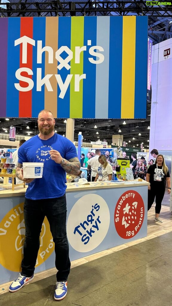 Hafþór Júlíus Björnsson Instagram - Welcome aboard the Thor’s Skyr x @thorbjornsson viking ship ⛵️We set sail to Philly with one goal: bring an outstanding experience to the people of @natprodexpo (maybe a bit of fun too 😜). Philadelphia, Pennsylvania