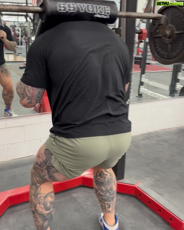 Hafþór Júlíus Björnsson Instagram - Proper workout today. Squats, leg press and lying leg curl before flying back home. I’ll definitely be back at Iron Sport Gym next week. Great gym with awesome equipment. Highly recommend it for anyone looking for a good powerlifting, strength gym in Philly.