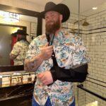 Hafþór Júlíus Björnsson Instagram - Cowboys need a straight beard too! Link in bio or in my stories for at least 20% OFF! Happy shopping 🛒 @thebeardstruggle #ad