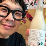 Haha Instagram - 시경아!! @mayersung 깜빡했네.. 와씨.. 나 안그래도 요새 탁주 막걸리에 푹 빠져있었는데.. 너 일 내겠다.. 큰일내것어!!!! #성시경막걸리 #미쳤다