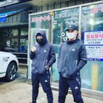 Haha Instagram - 열심히 살아보즈아!!! 운동후 장어충전🔥🔥🔥🎣 친구들아.. 죽지않아!!🔥🔥🔥🔥 #하디다스 #아디다스 #박형근 #나도진 #싸비 #장어 #야만 #죽지않아 #🔥🔥🔥