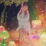 Haha Instagram - 드디어.. 20주년 앨범이 나왔네요.. 고생했어 고은아! 내 옆자리 아이들 옆자리.. 너무 감사하고 대단한일이지만.. 김고은이 있어야할자리.. 무대!! 돌아온걸 축하한다! 성적을 내는것에 초점을 맞추기보다는 노래할때 행복하고 그저 노래하는 가수 별이되길~⭐️✨🌟 타이틀곡 오후 유아~^.~ #startrail #정규6집 #물론성적이나오면고맙지~^.~ #가수 #별 #별이있어야할자리 #무대