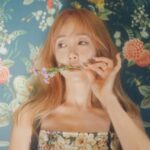Haha Instagram - 드디어.. 20주년 앨범이 나왔네요.. 고생했어 고은아! 내 옆자리 아이들 옆자리.. 너무 감사하고 대단한일이지만.. 김고은이 있어야할자리.. 무대!! 돌아온걸 축하한다! 성적을 내는것에 초점을 맞추기보다는 노래할때 행복하고 그저 노래하는 가수 별이되길~⭐️✨🌟 타이틀곡 오후 유아~^.~ #startrail #정규6집 #물론성적이나오면고맙지~^.~ #가수 #별 #별이있어야할자리 #무대