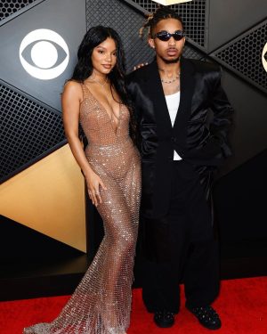 Halle Bailey Instagram - my first solo song was nominated for a grammy 😭✨i’m so thankful to now be a 6x grammy nominee 🥹thank you jesus 🤍✨sometimes it doesn’t feel like this is really my life, i’m so so grateful., a few shots of the best time last night !! 🥰