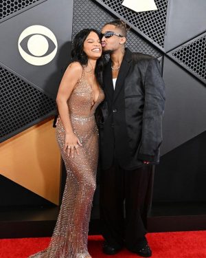 Halle Bailey Instagram - my first solo song was nominated for a grammy 😭✨i’m so thankful to now be a 6x grammy nominee 🥹thank you jesus 🤍✨sometimes it doesn’t feel like this is really my life, i’m so so grateful., a few shots of the best time last night !! 🥰
