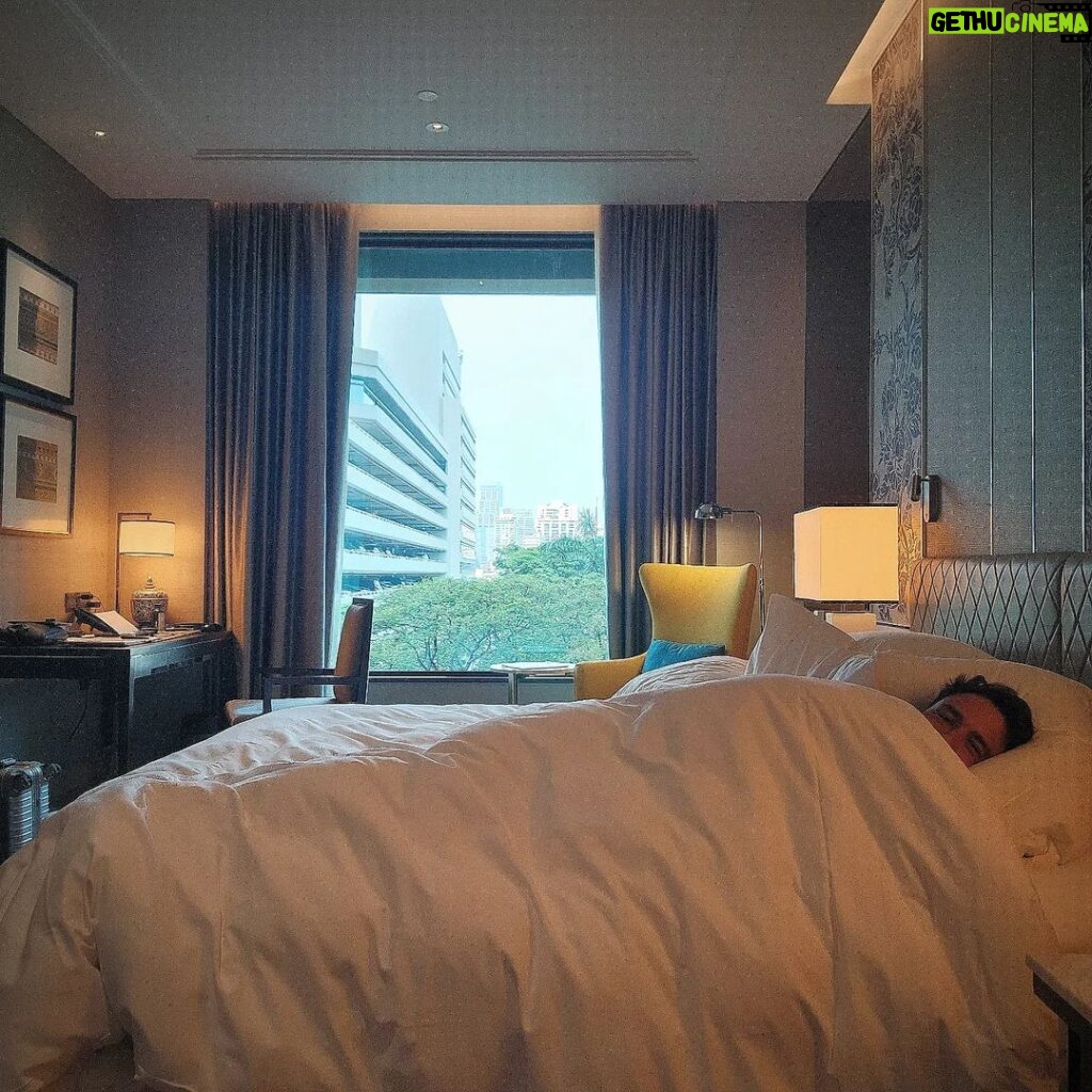 Hamish Daud Instagram - ... then slept so good! Penting nih! 😅😴😍 @sindhornkempinski Sindhorn Kempinski Hotel Bangkok