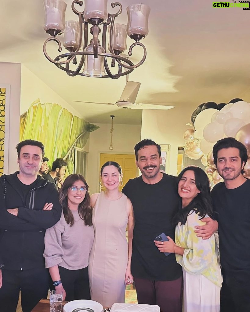 Hania Aamir Instagram - cutest 12/02 00:00 🎈🎈🎈 Karachi, Pakistan