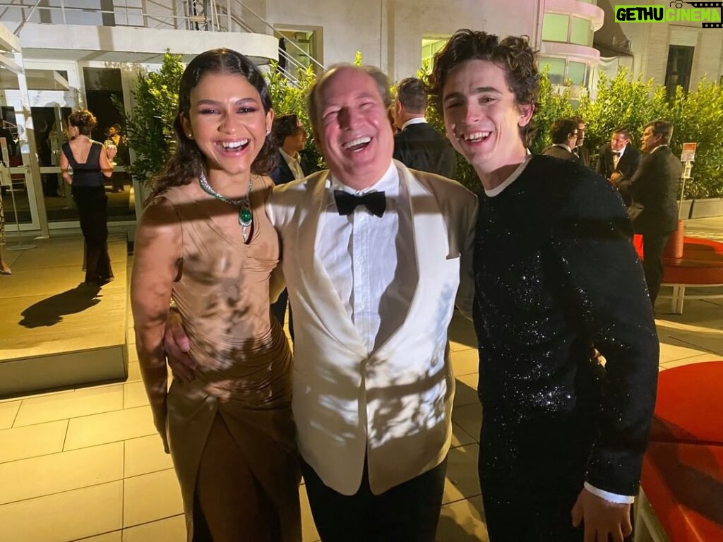 Hans Zimmer Instagram - Have you seen @dunemovie yet? What did you think? Clearly @zendaya, @tchalamet and I had zero fun working on the film!! #DuneMovie