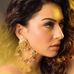 Hansika Motwani Instagram - 🌷 • • • Styled by: @niru05_raghupathy Saree:@surmaye_ Earings:@qisbyashmeet @ascend.rohank Bangle:@minerali_store Photography:@prachuprashanth Hmu: @rupeshryadav @rachaelstylesmith Styling team: @ipshitaa.arora @saigopalchikkala_cine_costumer @rekha1210 #guardian #promotions