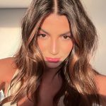 Hariany Almeida Instagram - Selfie para dar um respiro aqui no feed e pq vcs estão elogiando muito esse cabelinho ❤️