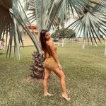 Hariany Almeida Instagram - A vida é mais leve na natureza 🤎🍂 Fazenda Talismã