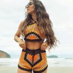 Hariany Almeida Instagram - Dando uma refrescada na mente💆🏻‍♀️✨ Praia Da Baleia , São Sebastião/sp