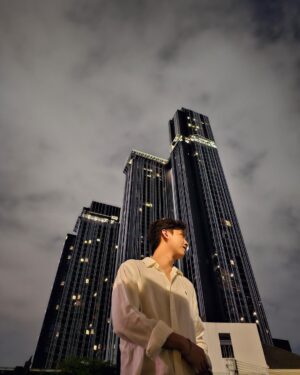 Harit Cheewagaroon Instagram - 🌖