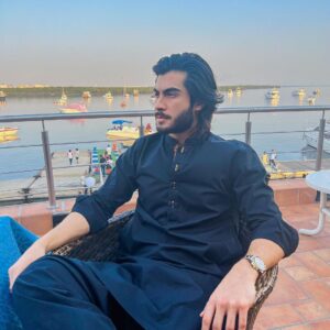Haroon Kadwani Instagram - 🌊