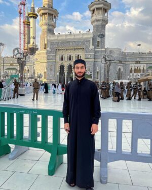 Haroon Kadwani Instagram - اَلْحَمْدُ للَّهِ رَبِّ الْعالَمِينَ
