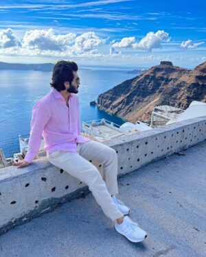 Haroon Kadwani Instagram - 💙