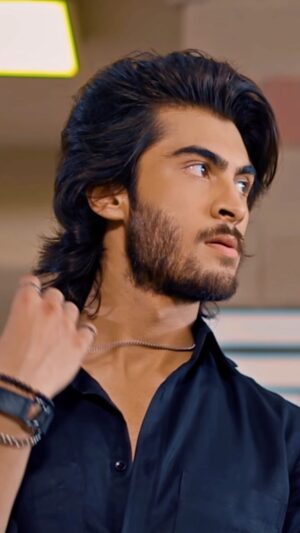 Haroon Kadwani Instagram - Presenting the first teaser of Ruposh embodying the pain and suffering in love. 

#Ruposh #GeoEntertainment #HarPalGeo #7thSkyEntertainment #AbdullahKadwani #AsadQureshi #AliFaizan #HaroonKadwani #KinzaHashmi